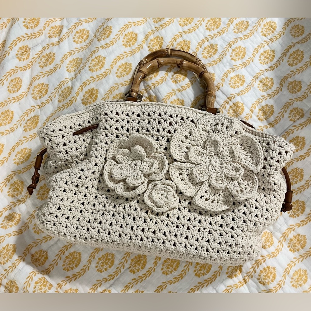 NWT Patricia Nash Crochet Bamboo Handle Bag - Picture 3 of 9